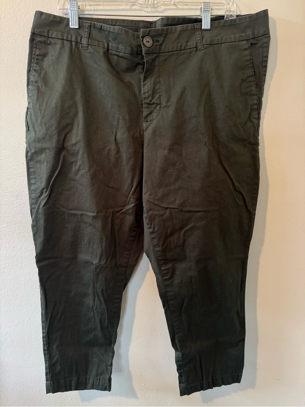 Kut from the Kloth Dark Olive Green Cropped Pants